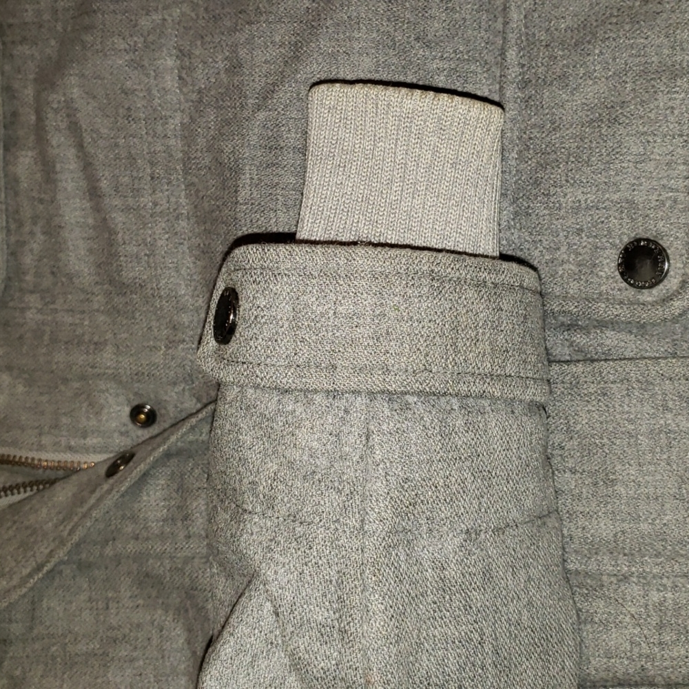 Burberry hooded winter coat. - Picture 3 of 13
